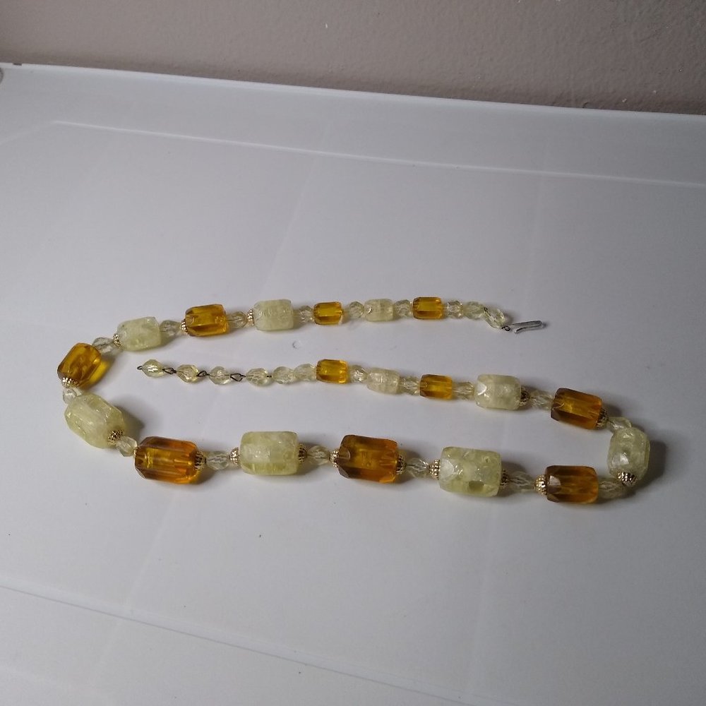 Vintage Large Plastic Bead Necklace Adjustable 24.5 To 26.5 Inches